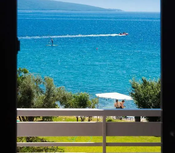 Ifi Sea House